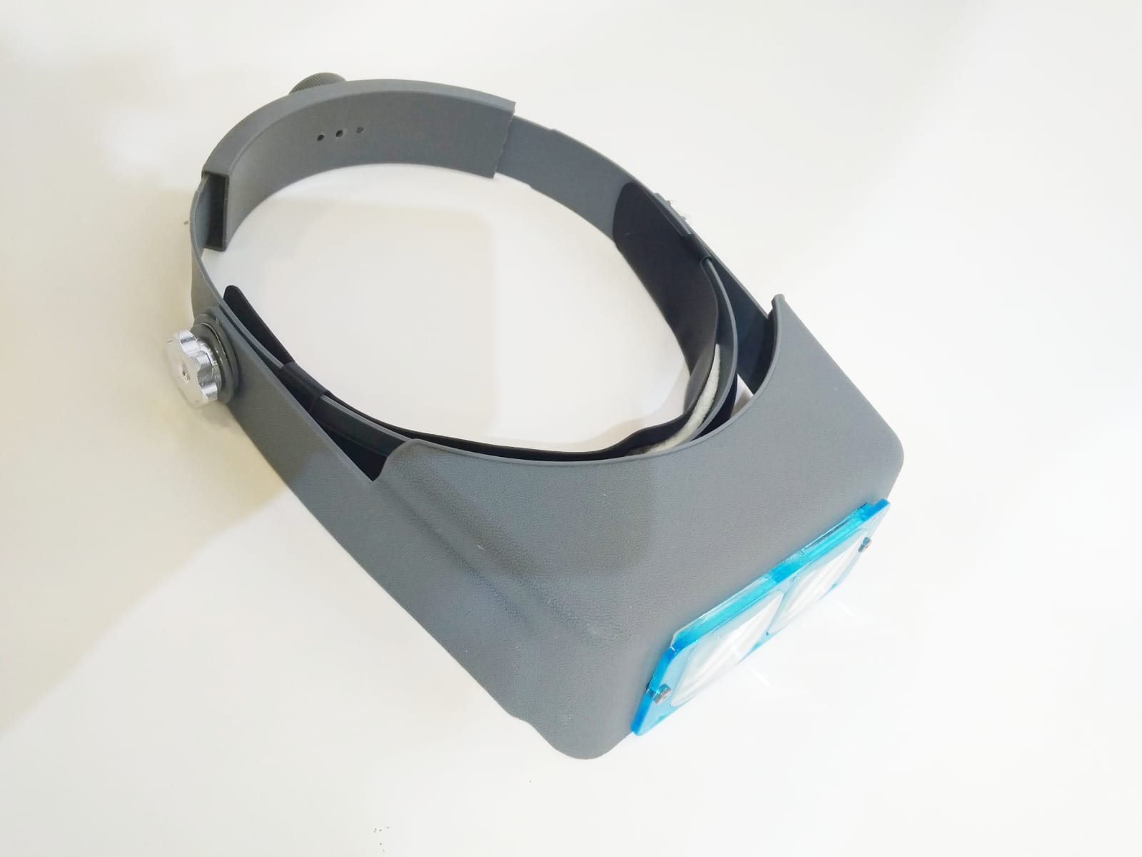 Head-Mounted Magnifying Glass - Image 4