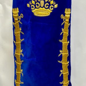 Velvet Mantle Handmade 5