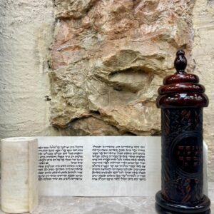 Megillat Esther Ashkenazi script 15 cm SKU 41