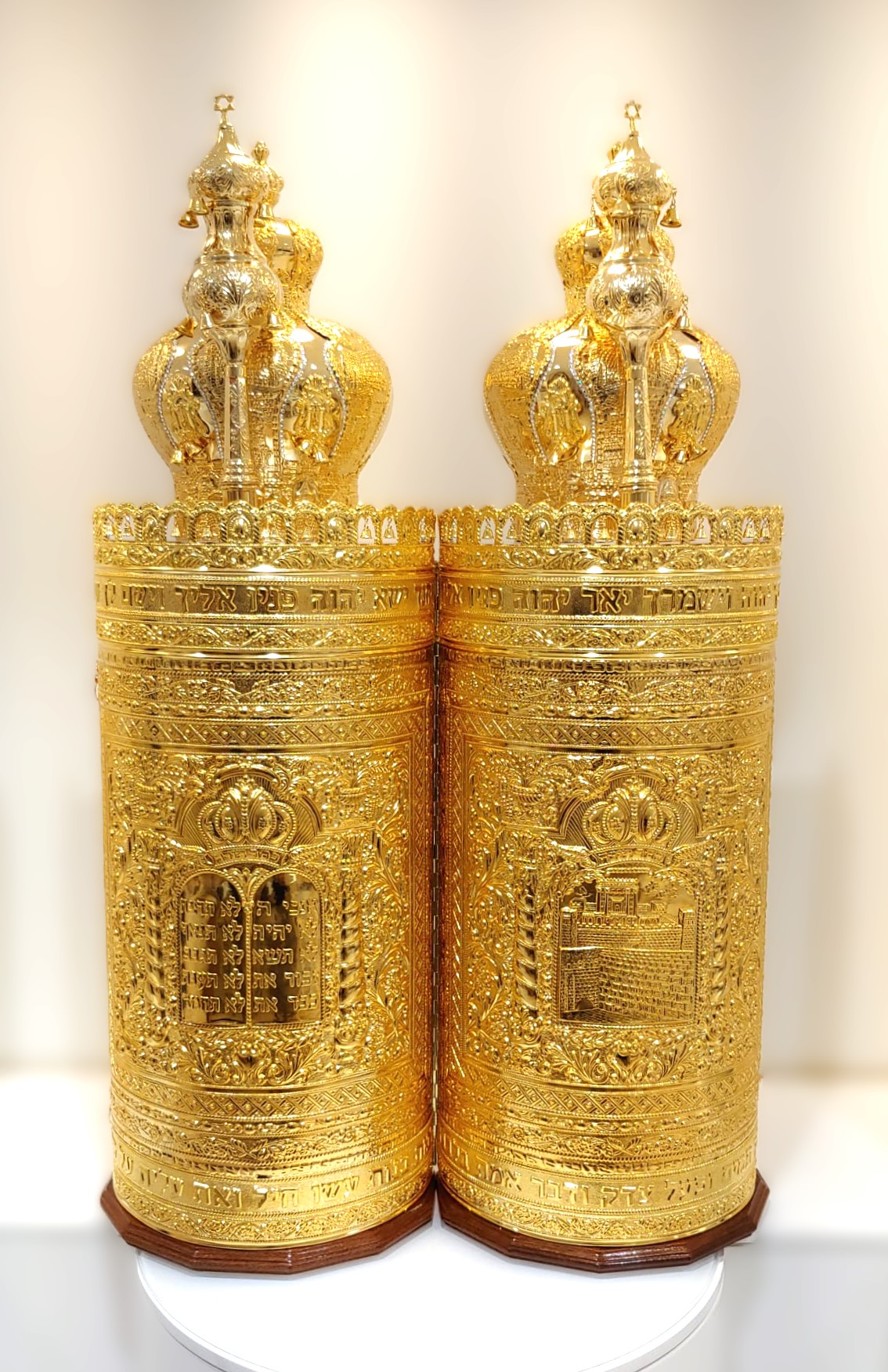 Complete Gold Cases to Choose - Image 3