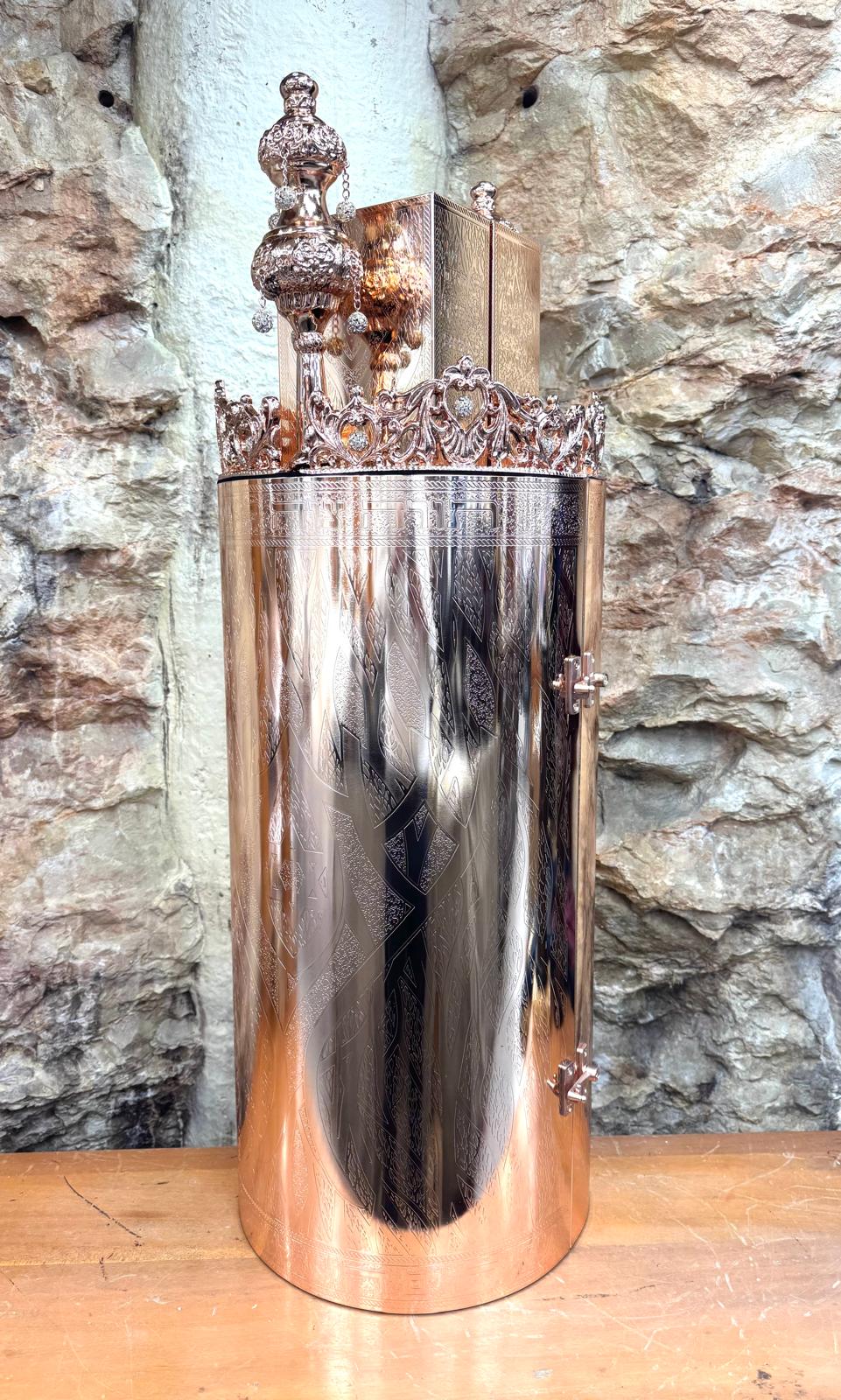 Magnificent Torah Case with Beit HaMikdash Top, Rose Gold