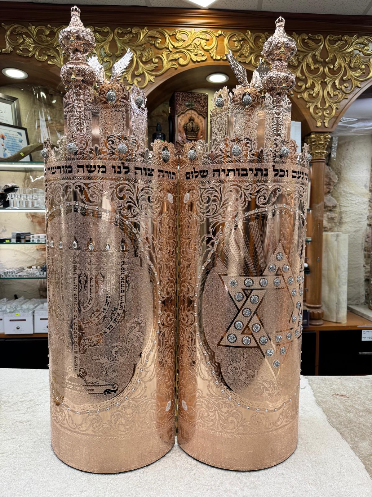 Torah Case with Rose Gold Plating (העתק) - Image 2