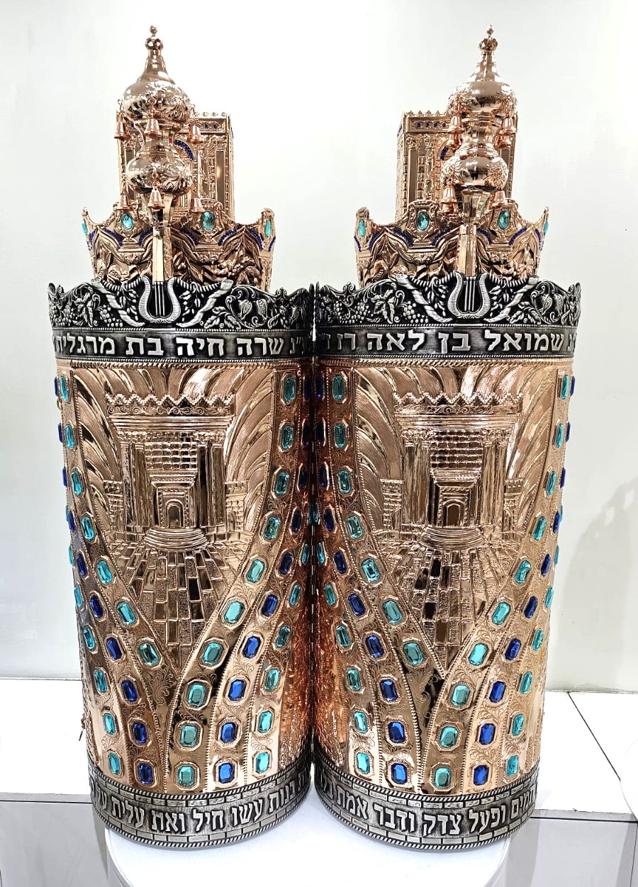 Magnificent Case for Sefer Torah Model Breastplate Inlaid (העתק) (העתק) (העתק) - Image 9